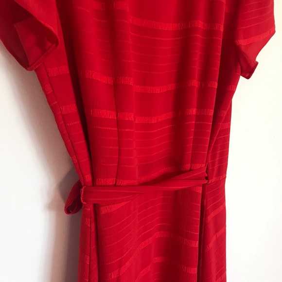 Charles Henry Wrap dress - Picture 6 of 6